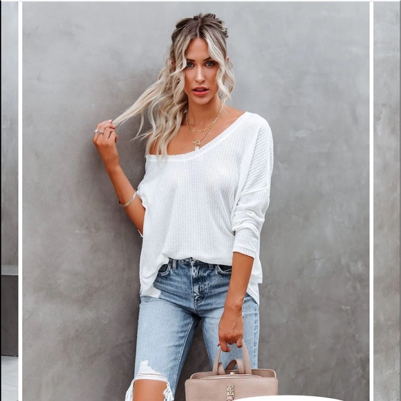 VICI-NWT.  Thermal knit top - WHITE, XS - Picture 4 of 10